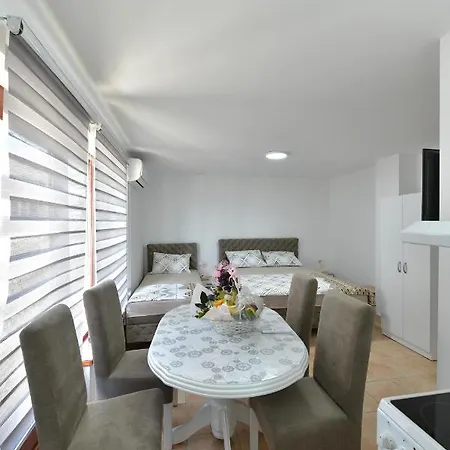 Apartmani Filipovic Vrdnik Exterior photo