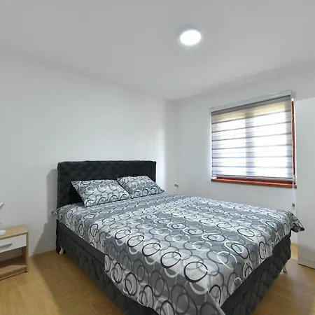 Apartmani Filipovic Vrdnik Exterior photo